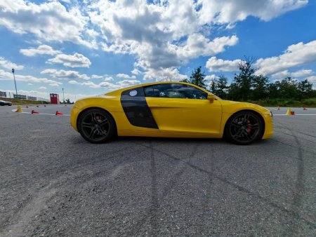 Audi R8 polygon Most