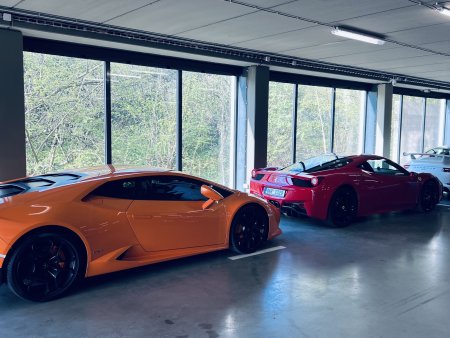 Ferrari vs Lamborghini